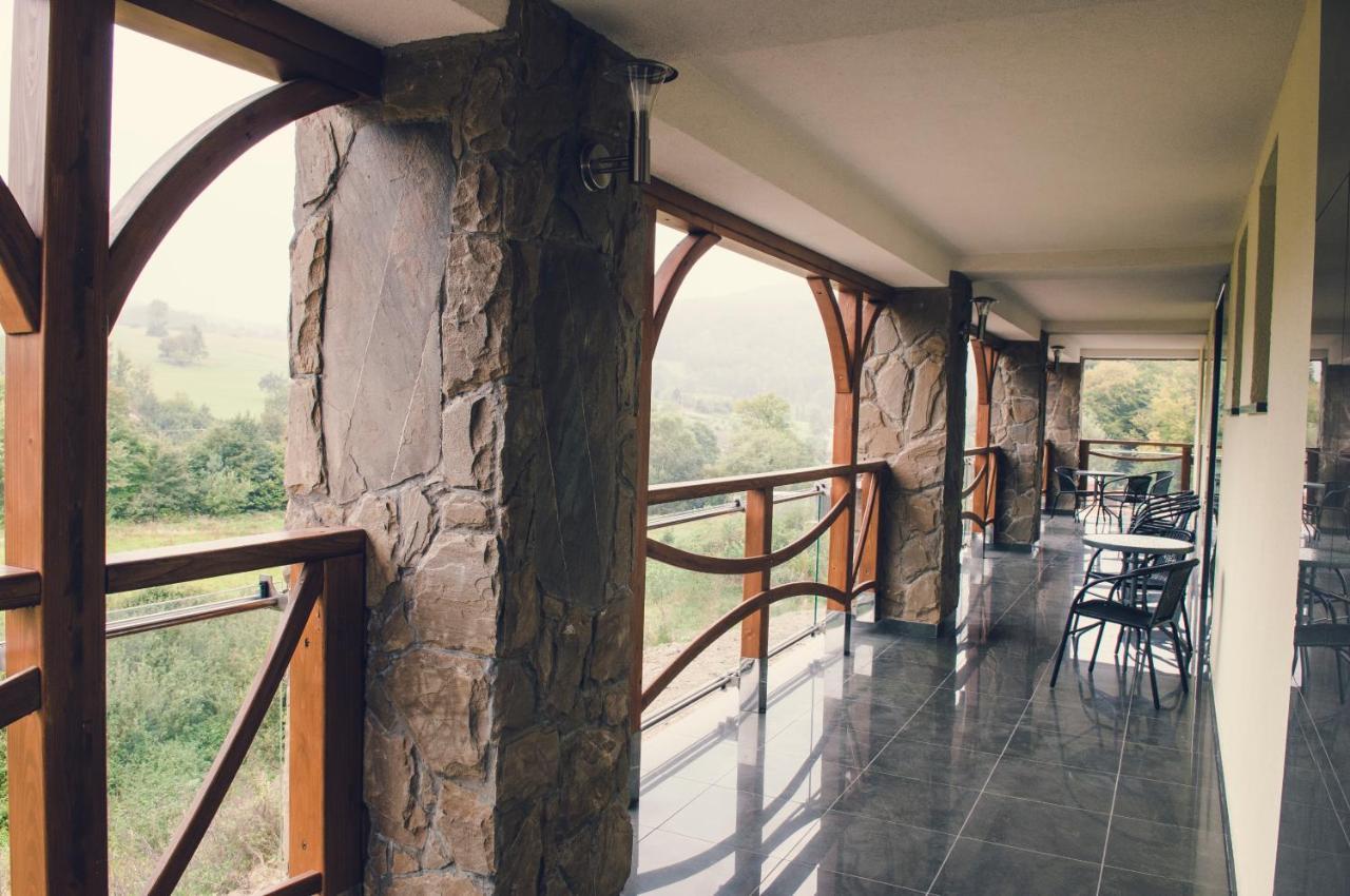 Dobranocka Hotel Malastow Exterior photo